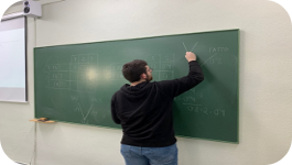 Enseñanza interdisciplinar para la introducción de la evolución molecular mediante analogías