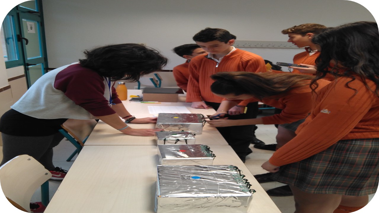 Un ejemplo de actividad de escape room  sobre física y química en educación secundaria