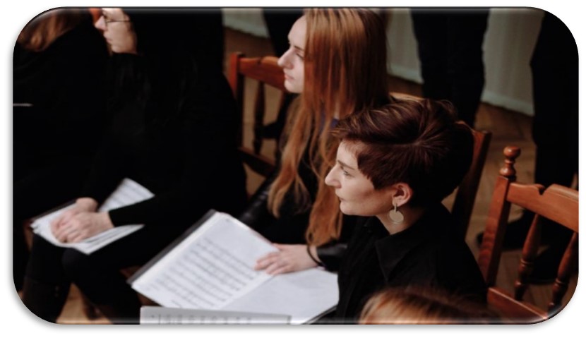 La educación superior musical profesional en España frente al impacto de la música en directo